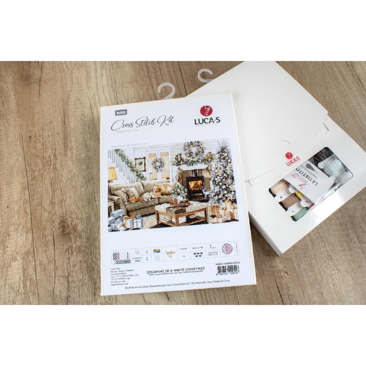 Luca-S Cross Stitch Kit - Dreaming of a White Christmas - Image 3