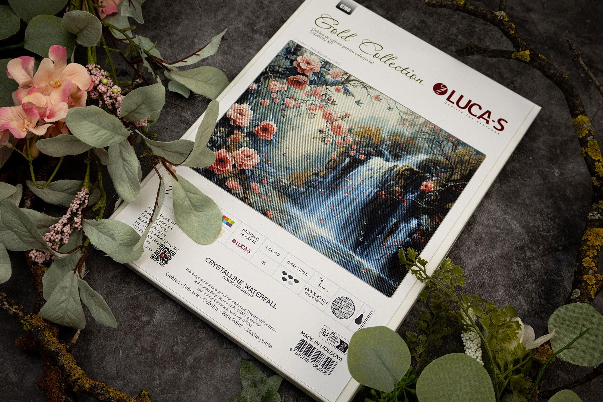 Luca-S Petit Point Kit Gold - Crystalline Waterfall, G708, Counted Cross Stitch Kit for Adults, Needlecraft and Embroidery Kit - Image 2