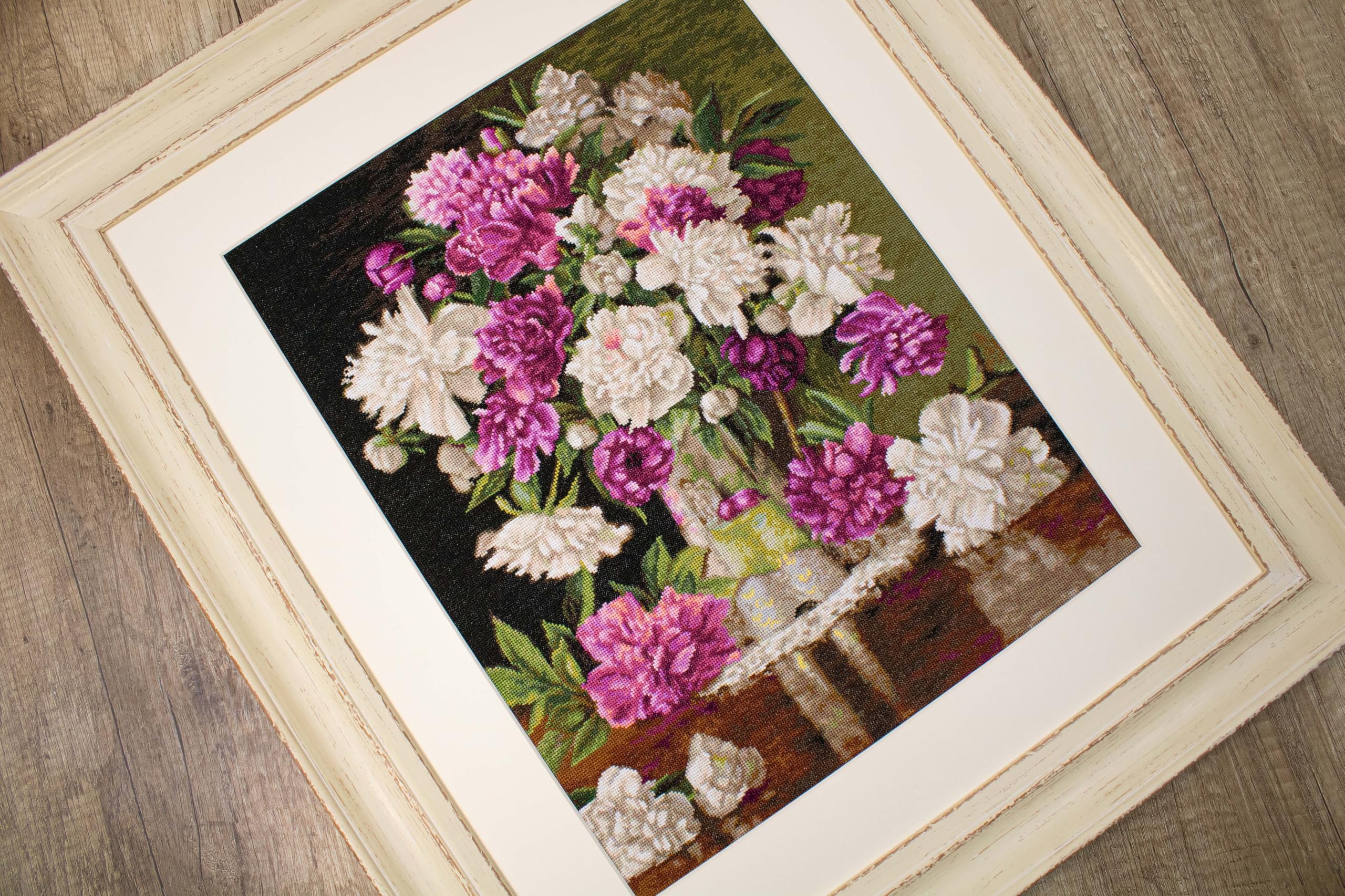 Luca-S Petit Point Kit Red and White Peonies, G608 - Image 3