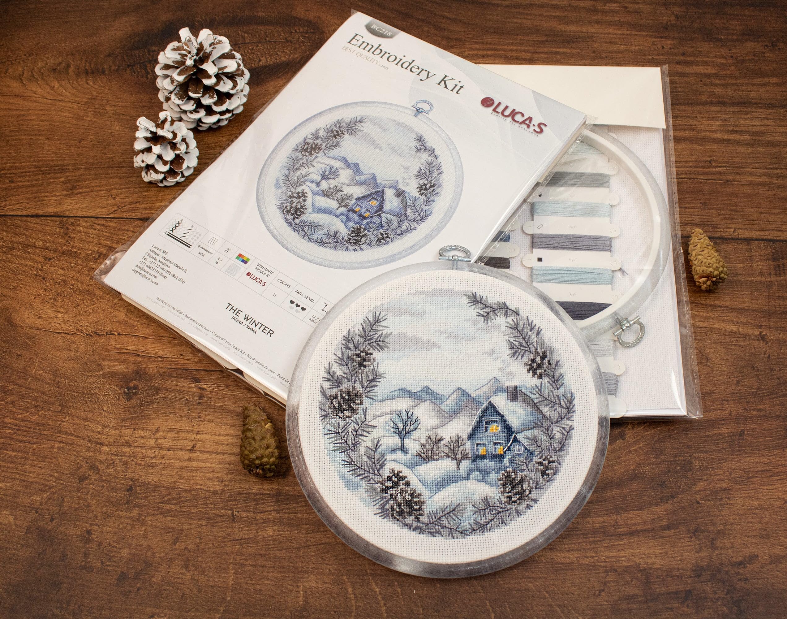 Luca-S The Winter Hoop Counted Cross-Stitch Kit - Image 3