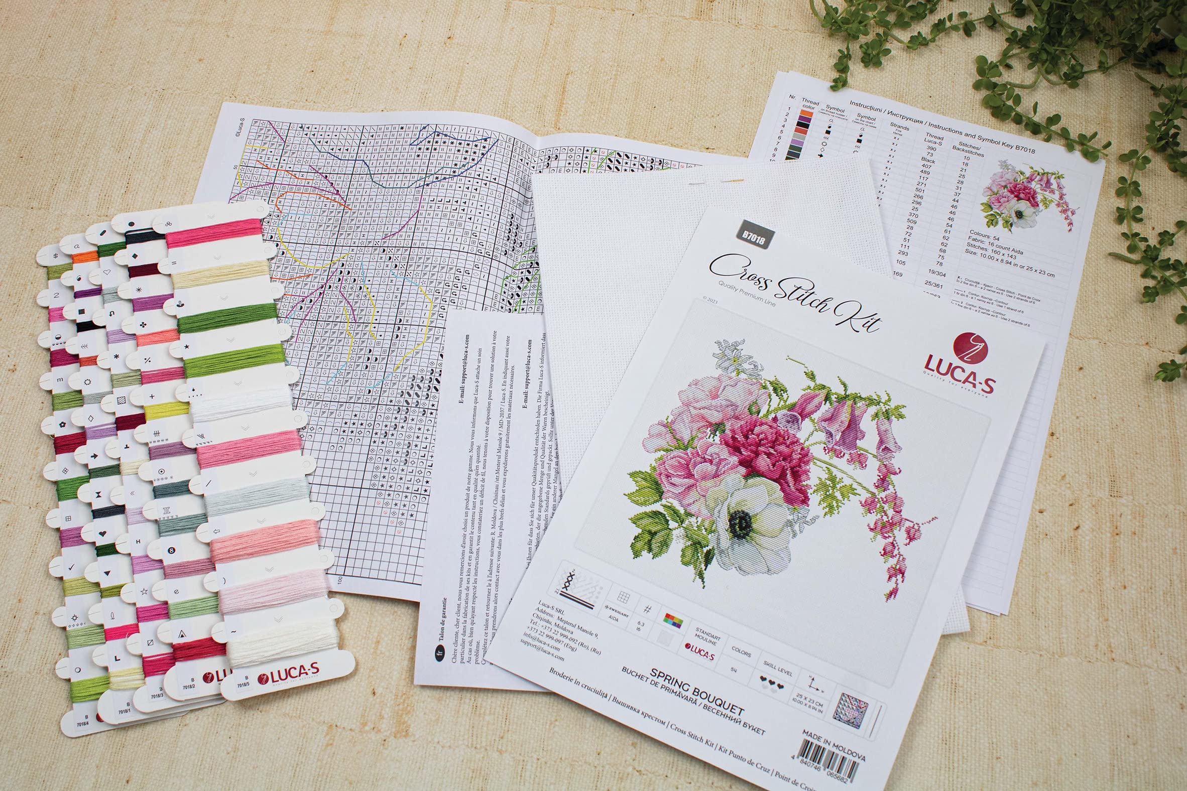 Lucas Cross Stitch Kit S - Spring Bouquet, B7018 - Image 6