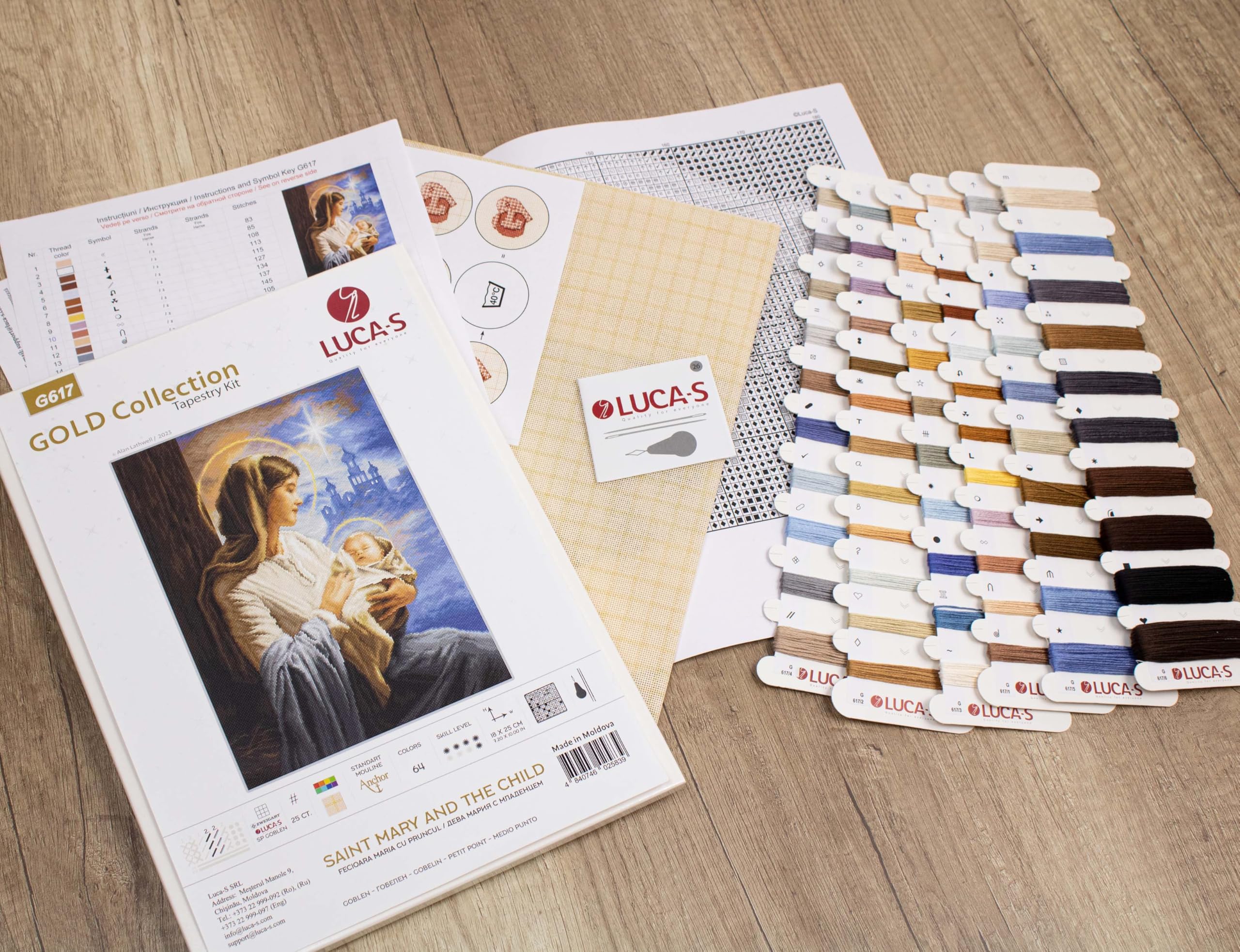 Petit Point Kit Luca-S - Saint Mary and The Child, GOLD Collection, G617 - Image 3